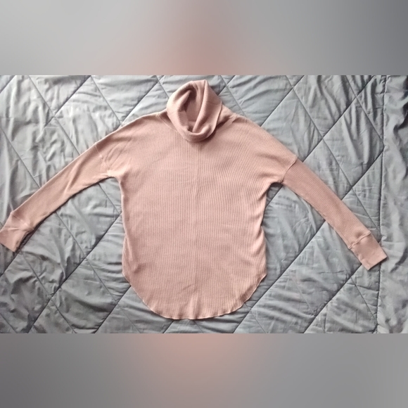 Women's Babaton Light Mauve Thermal Cowl Neck Sweater Size Small Tunic - Picture 7 of 16